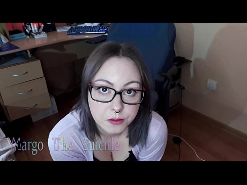 ❤️ Sexy dievča s okuliarmi hlboko fajčí vibrátor na kameru Šukanie na nás ❌️
